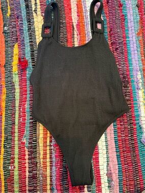 Brand new Aerie one piece ribbed bikini. Size small.